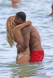 DOUTZEN KROES and Sunnery James