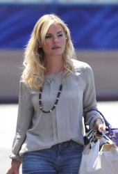 ELISHA CUTHBERT