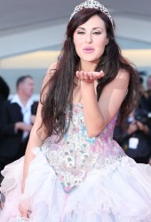 ISABELLE ADRIANI