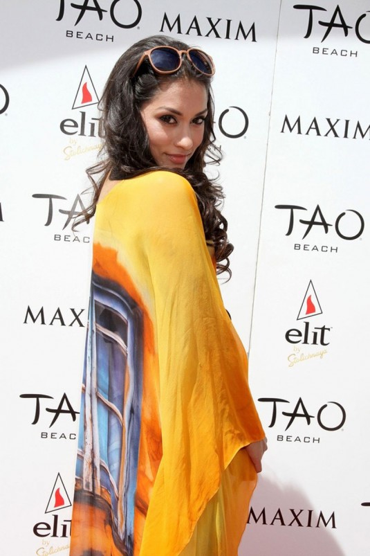 JANINA GAVANKAR