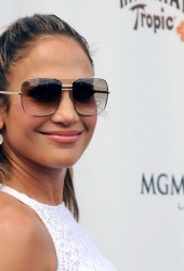 JENNIFER LOPEZ
