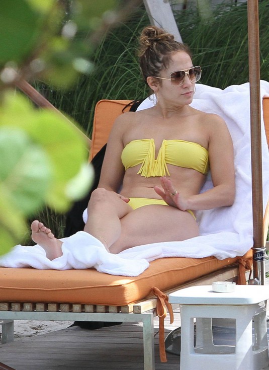 JENNIFER LOPEZ