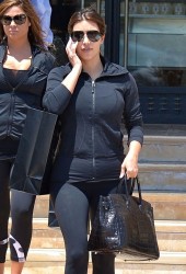 KIM KARDASHIAN