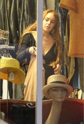 LINDSAY LOHAN