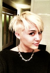 MILEY CYRUS