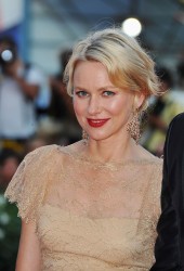 NAOMI WATTS