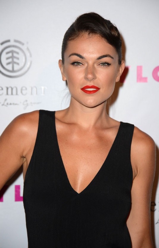 SERINDA SWAN