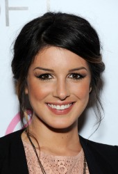SHENAE GRIMES