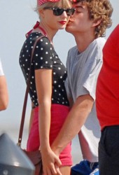 TAYLOR SWIFT and Conor Kennedy