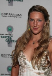 VICTORIA AZARENKA
