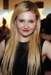 ABIGAIL BRESLIN