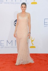 AMANDA PEET