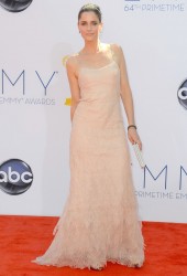 AMANDA PEET