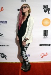 AVRIL LAVIGNE