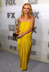 CLAIRE DANES