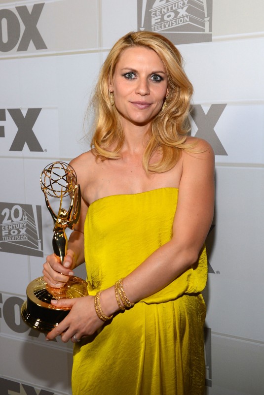 CLAIRE DANES