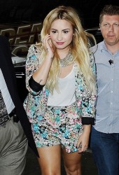 DEMI LOVATO