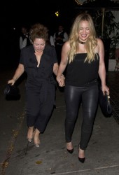 HILARY DUFF