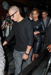 JENNIFER LOPEZ