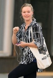 JULIA STILES