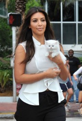 KIM KARDASHIAN