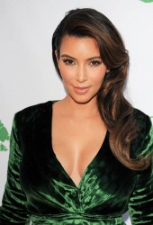 KIM KARDASHIAN