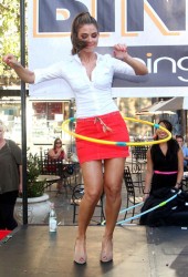 MARIA MENOUNOS