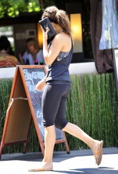 MILA KUNIS