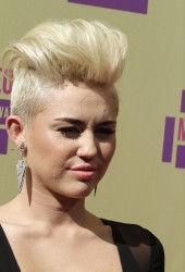 MILEY CYRUS