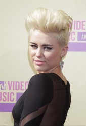 MILEY CYRUS