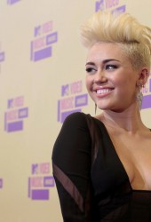 MILEY CYRUS