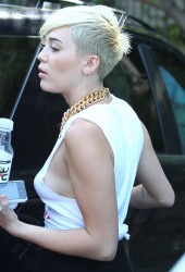 MILEY CYRUS