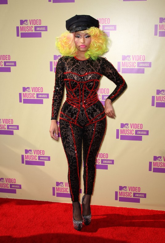 NICKI MINAJ