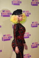 NICKI MINAJ