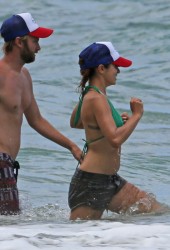NIKKI REED