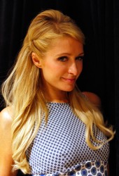 PARIS HILTON