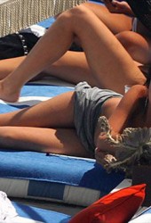 SELENA GOMEZ
