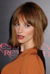SIENNA GUILLORY