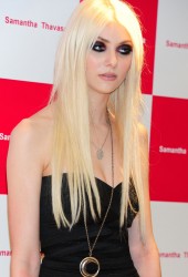 TAYLOR MOMSEN