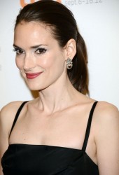 WINONA RYDER