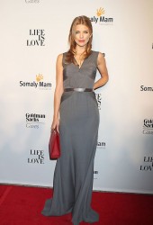 ANNALYNNE McCORD
