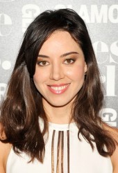 AUBREY PLAZA