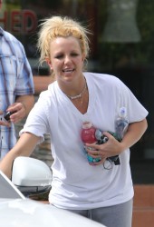 BRITNEY SPEARS