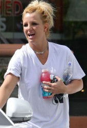 BRITNEY SPEARS