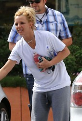 BRITNEY SPEARS