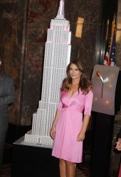 ELIZABETH HURLEY