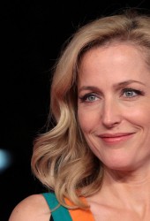 GILLIAN ANDERSON