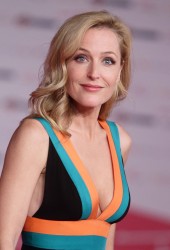 GILLIAN ANDERSON