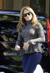 JENNIFER LOPEZ