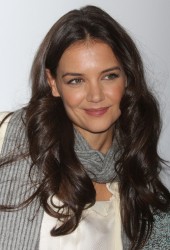 KATIE HOLMES